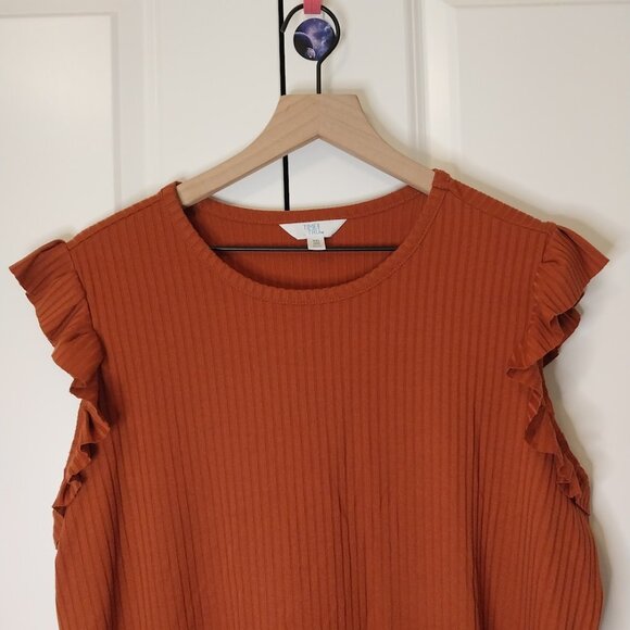 Time and Tru Women's Rib Ruffle Sleeve Top - Picture 9 of 11